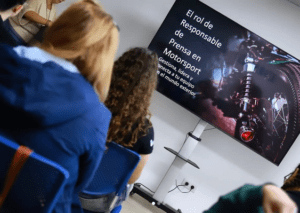 seminario mujer y motor